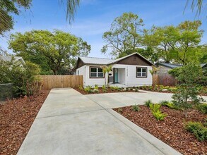 1008 E Norfolk St in Tampa, FL - Building Photo - Building Photo