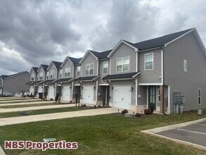 4867 Ancient Glacier Ln in Knoxville, TN - Building Photo - Building Photo