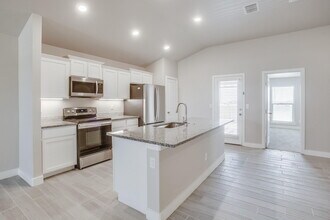 1905 140th St in Lubbock, TX - Foto de edificio - Building Photo