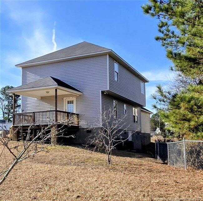 2604 Daniel Boone Ln in Hope Mills, NC - Building Photo - Building Photo