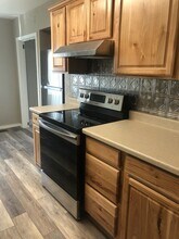 605 Leila Ave in Redding, CA - Building Photo - Building Photo