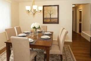 Tocco Villaggio Apartments in Clay, NY - Building Photo