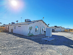 1881 Haiwee St in Pahrump, NV - Building Photo - Building Photo