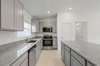 3397 Rolling Plns Cir in Clermont, FL - Building Photo - Building Photo