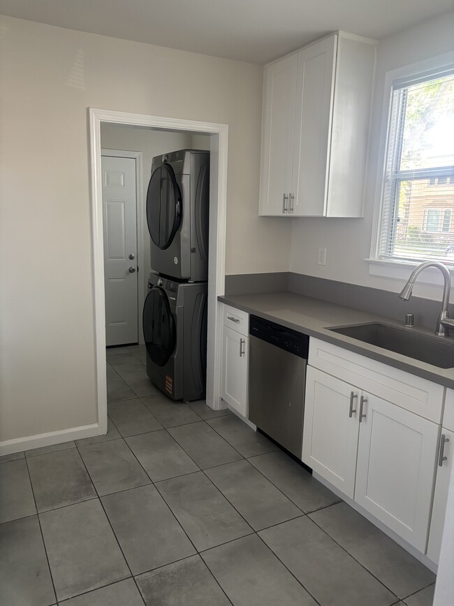 4068 Creed Ave, Unit 4068 Creed in Los Angeles, CA - Building Photo - Building Photo