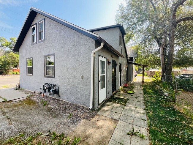 3838 State Ave in Billings, MT - Foto de edificio - Building Photo