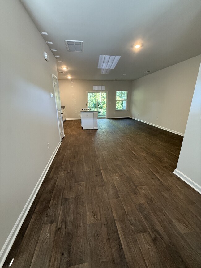 105 1st St in Pendleton, SC - Building Photo - Building Photo