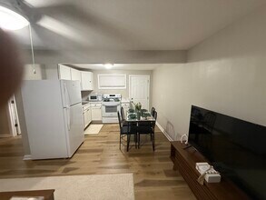 117 N Helen St in Fayetteville, NC - Building Photo - Building Photo