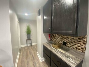1204 Philadelphia St in Indiana, PA - Building Photo - Building Photo