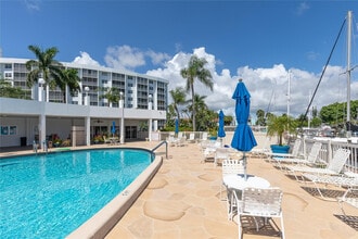 2731 NE 14th Street Causeway in Pompano Beach, FL - Building Photo - Building Photo