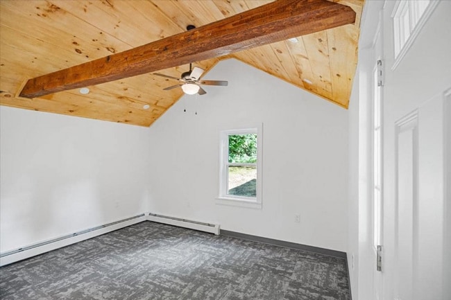 property at 2 Howes Corner Rd