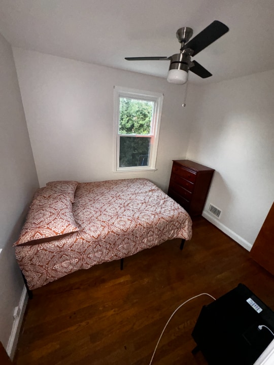 4008 24th Ave in Temple Hills, MD - Building Photo