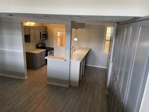 15 Lakeway St in Conroe, TX - Building Photo - Building Photo