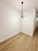 9705 Garcroft St in Houston, TX - Foto de edificio - Building Photo