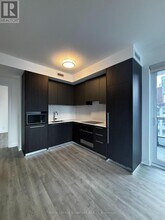 65 Broadway Ave in Toronto, ON - Building Photo - Building Photo