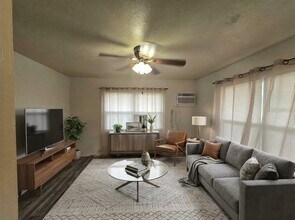 1414 E 108th Ave in Tampa, FL - Building Photo - Building Photo