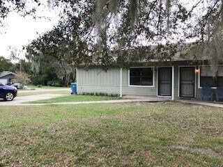 330 Webb St in De Leon Springs, FL - Building Photo