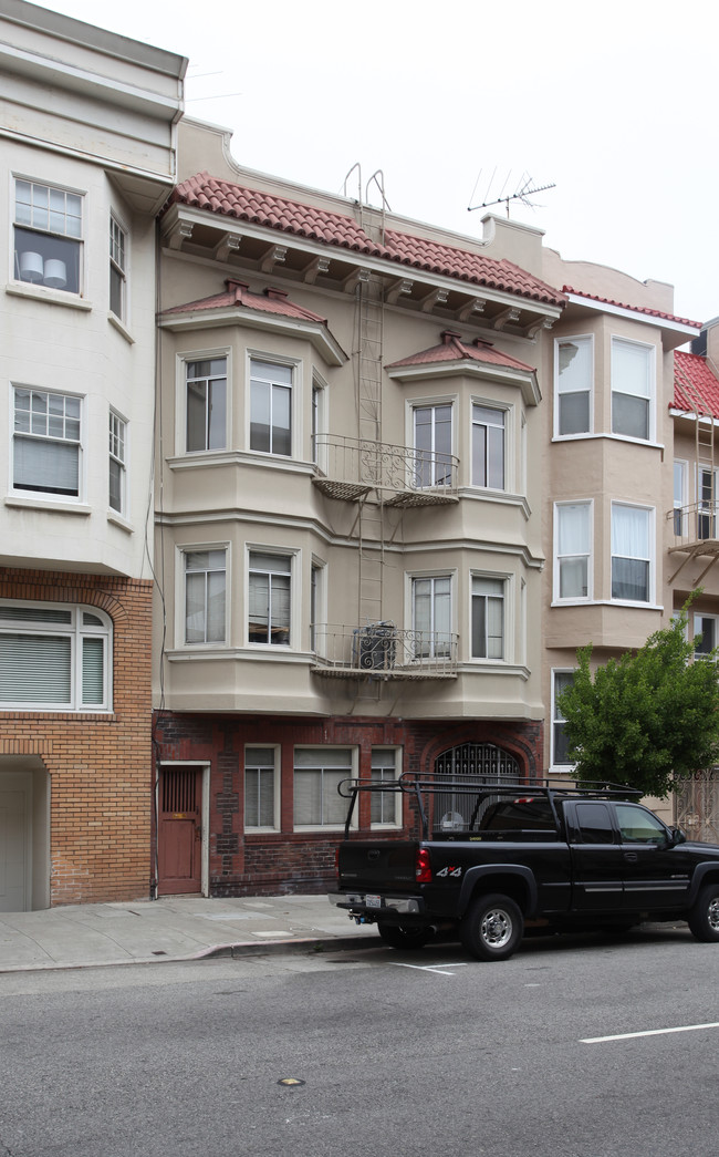 1732 Washington St in San Francisco, CA - Building Photo - Building Photo