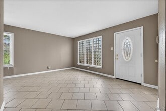 6018 Evergreen Blvd in Berkeley, MO - Building Photo - Building Photo