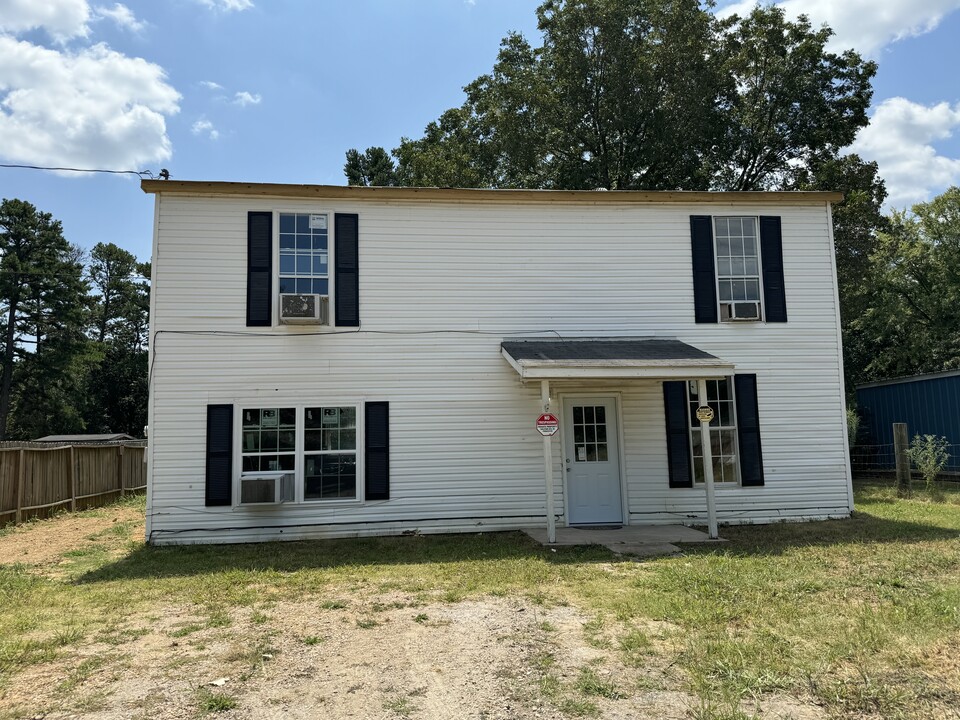 61 Roberts Loop in Pontotoc, MS - Building Photo