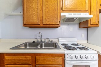 6602 Ballard Ave in Lincoln, NE - Foto de edificio - Building Photo