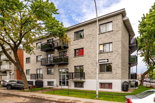 10961 Lacordaire Boul in Montreal Nord, QC - Building Photo - Primary Photo