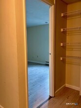 176 Burgundy Hill Ln in Middletown, CT - Building Photo - Building Photo