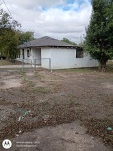 502 E 6th St in Lampasas, TX - Building Photo - Building Photo