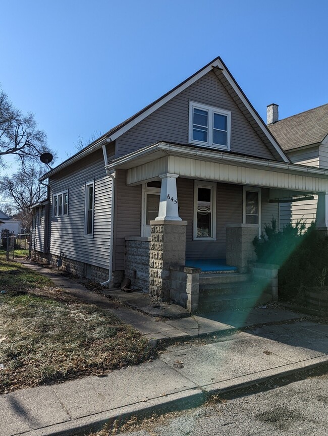 property at 645 5th St