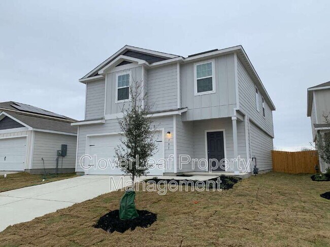 751 Wonderland Trail in New Braunfels, TX - Foto de edificio - Building Photo