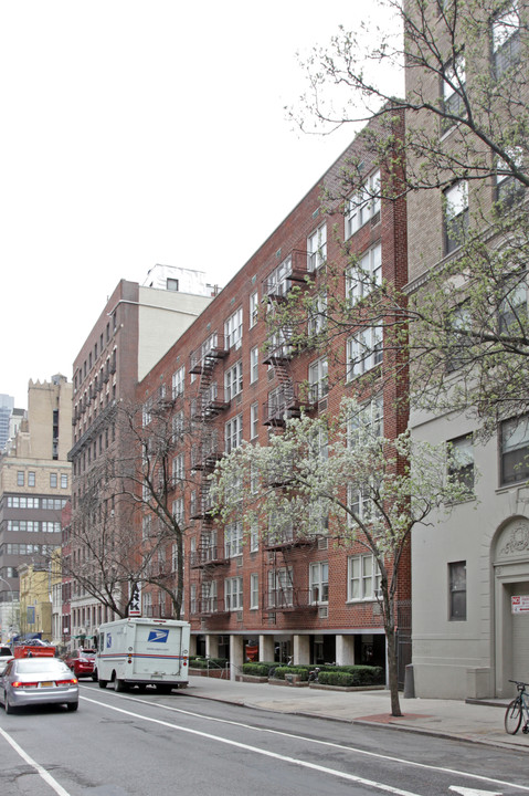 Chelsea Townhouse in New York, NY - Building Photo