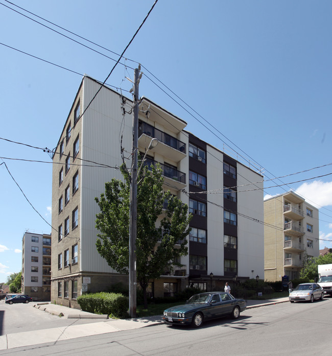 450 Winona Drive