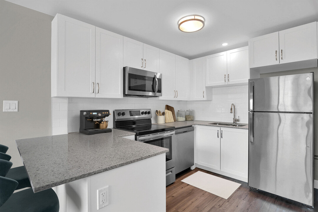 Millstone Place in Kingston, ON - Building Photo