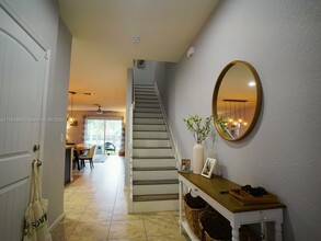331 NE 47th Pl in Pompano Beach, FL - Building Photo - Building Photo