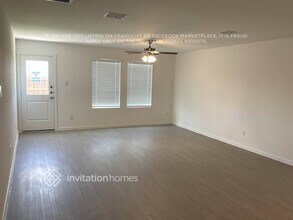905 Carrick Dr in Ennis, TX - Foto de edificio - Building Photo