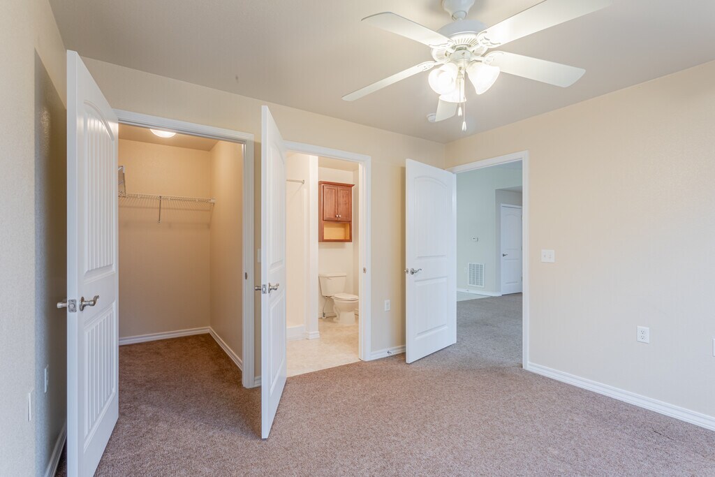 Ridgecrest Apartments in Branson, MO