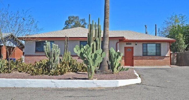 property at 2734 N Warren Ave