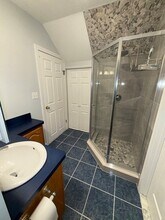 575 Weld St, Unit 2 in Boston, MA - Building Photo - Building Photo