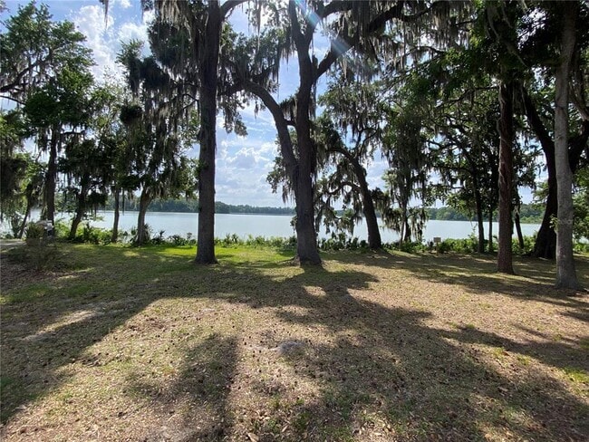 2712 SW 14th Dr in Gainesville, FL - Building Photo - Building Photo