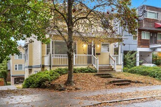 733 Belmont Pl E in Seattle, WA - Building Photo - Building Photo