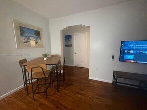 1289 Marseille Dr in Miami Beach, FL - Building Photo - Building Photo