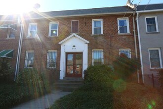 905 Quincy St NE in Washington, DC - Building Photo - Building Photo