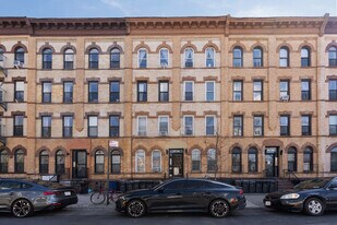 790 Madison St in Brooklyn, NY - Building Photo