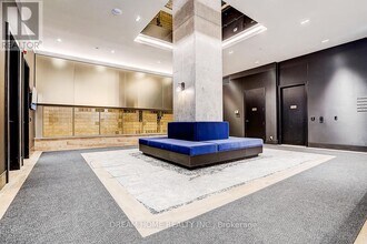 65 Broadway Ave in Toronto, ON - Building Photo - Building Photo