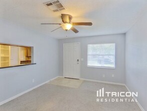 7854 59th St N in Pinellas Park, FL - Building Photo - Building Photo
