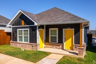 Cottages at Summer Creek in Fort Worth, TX - Building Photo - Building Photo