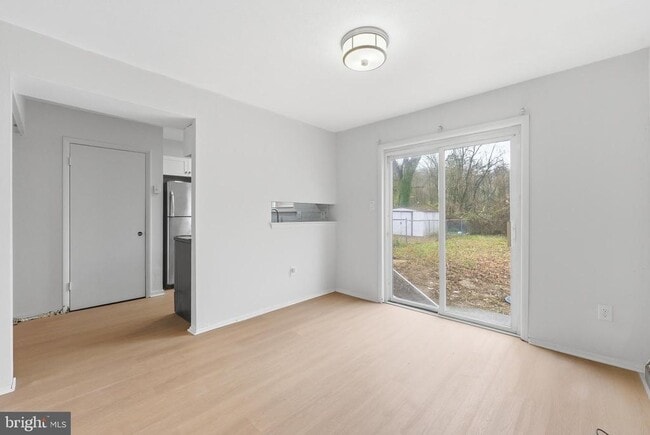 548 Loch Lomond Dr in Gloucester Township, NJ - Building Photo - Building Photo