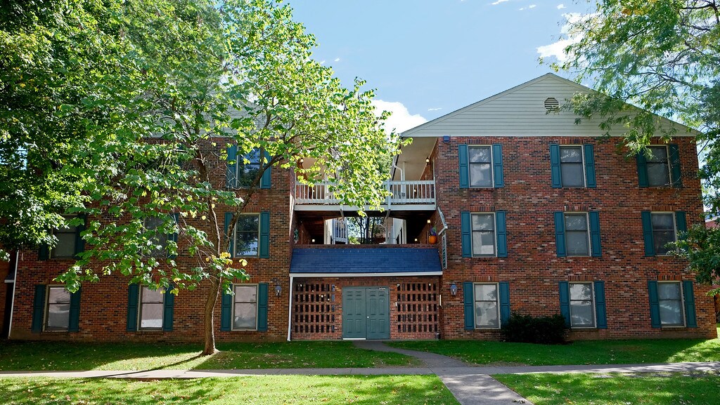 1655 6th Ave in Huntington, WV - Building Photo