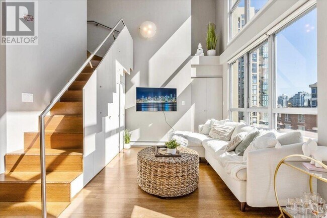 1238-1238 Richards St in Vancouver, BC - Building Photo - Building Photo