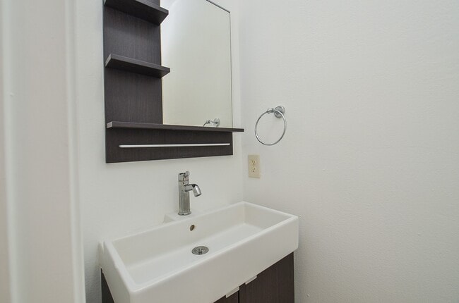 property at 5315 Fairweather Ct